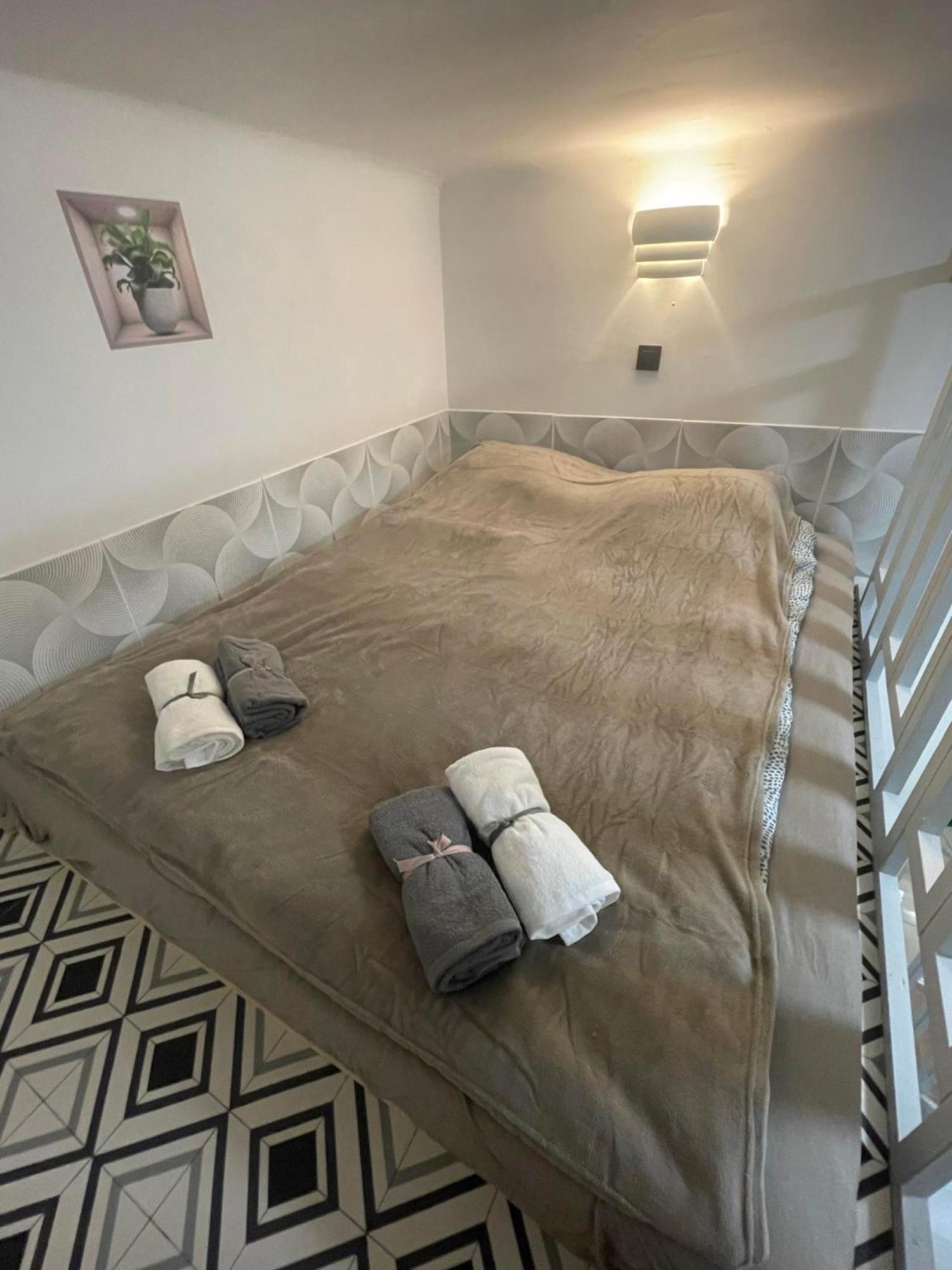 Ernesto 17 With Free Parking Possibility Daire Budapeşte Dış mekan fotoğraf